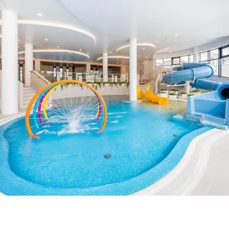 Polanki Aqua Z Bezplatnym Basenem, Bawialnia I Fitness شقة