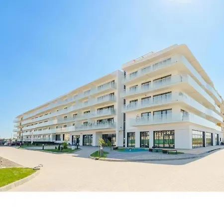 Polanki Aqua Z Bezplatnym Basenem, Bawialnia, Parkingiem I Fitness Kołobrzeg