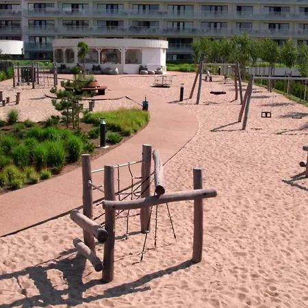 Polanki Aqua Z Bezplatnym Basenem, Bawialnia, Parkingiem I Fitness Kołobrzeg